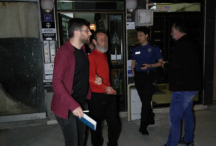 Kadın avukata bıçaklı saldırı