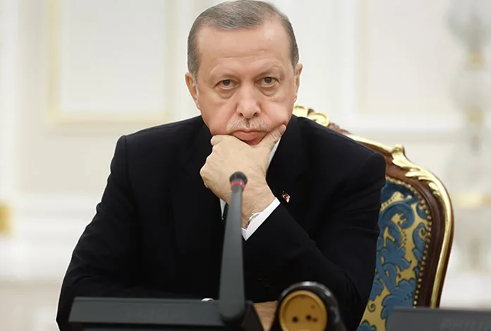 AK Parti’nin oyları yüzde 23’e geriledi