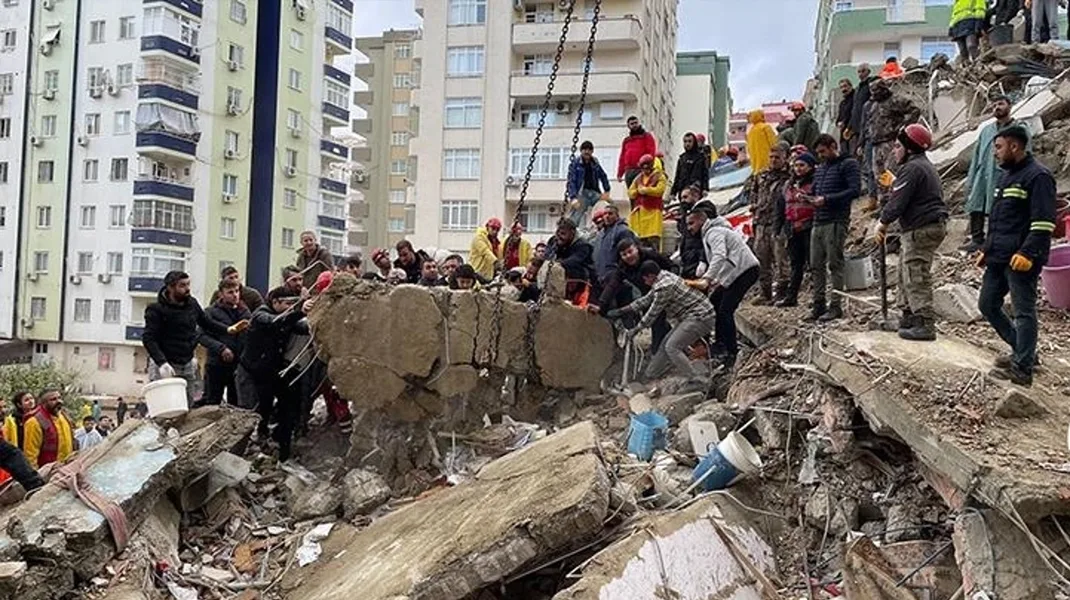Depremde 105 kişinin hayatını kaybettiği Bilge Sitesi A Blok davasında tutuklu sanık kalmadı