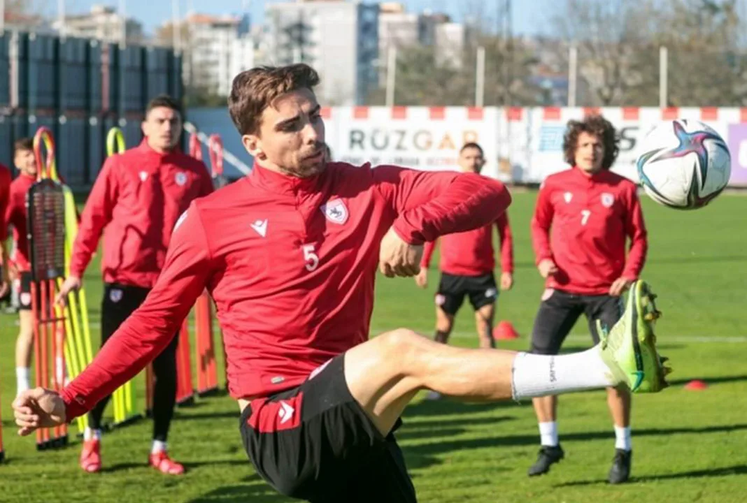 Samsunspor’un golcüsü Tomane