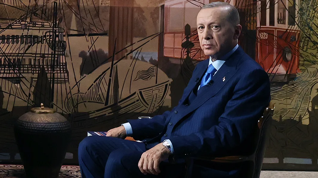 Erdoğan, mitingde yayınladığı o videonun montaj olduğunu kabul etti