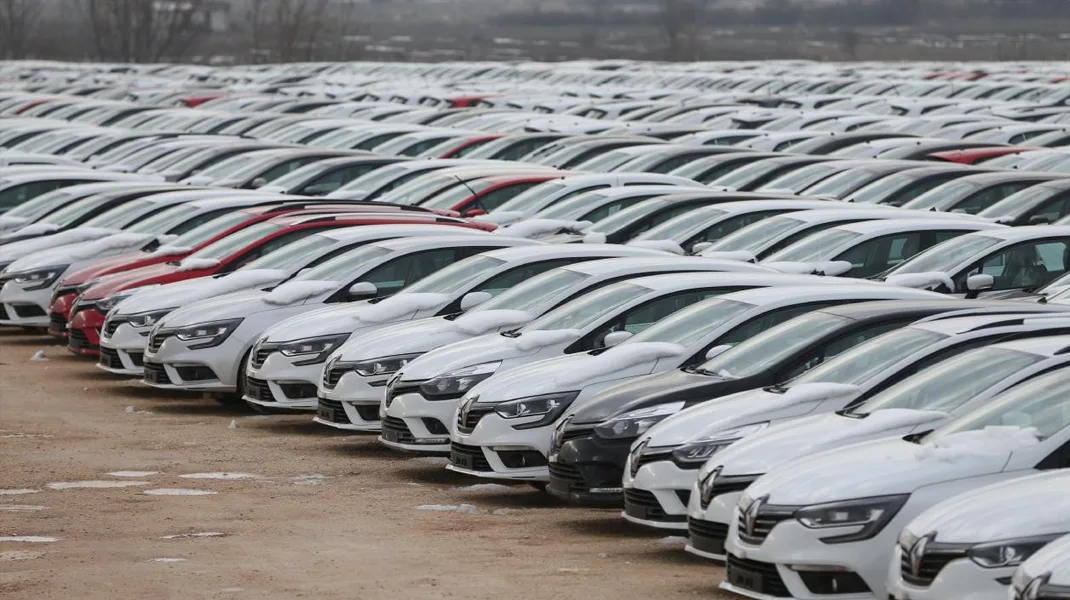 İkinci el otomobillere zam dalgası yolda