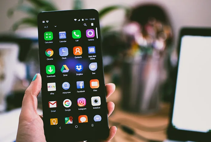 Cep telefonu ve bilgisayarda cayma hakkını kaldıran düzenleme ertelendi