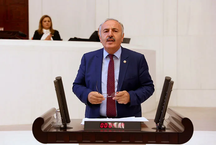 İYİ Partili Bedri Yaşar: “Maalesef bu iktidarda sorumlu bulmak mümkün değil”