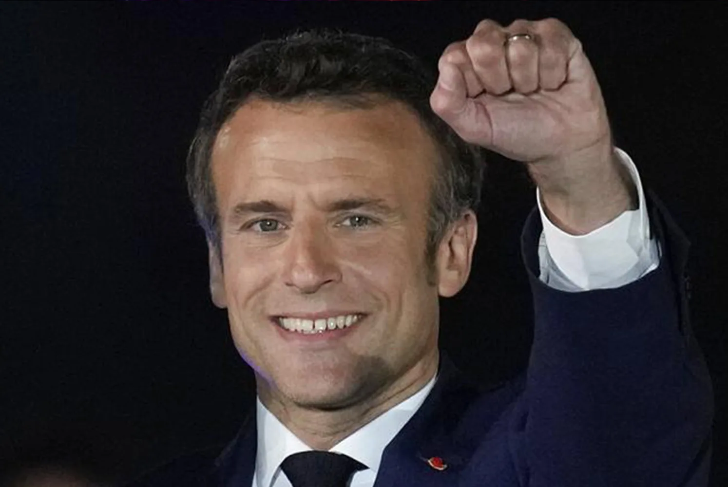 Zafer Macron’un!