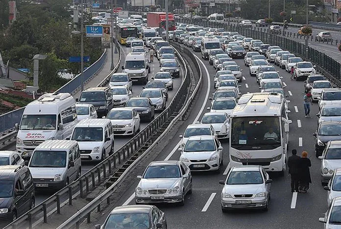 Trafiğe dikkat: “Bayramı mateme çevirmeyin”