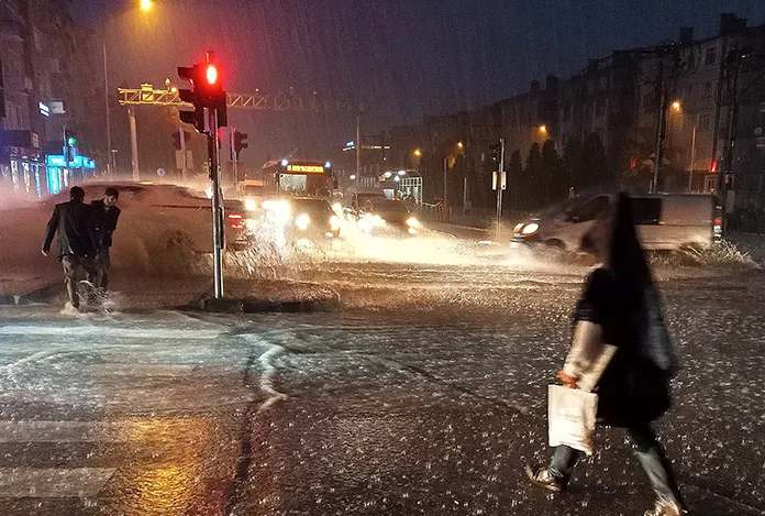 Atakum sağanağa teslim: 112 su baskını