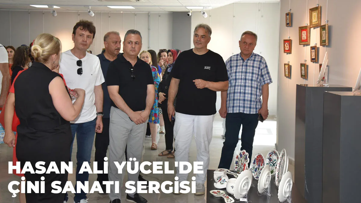Ata mirası çini sanatı Hasan Ali Yücel’de vatandaşlarla buluştu