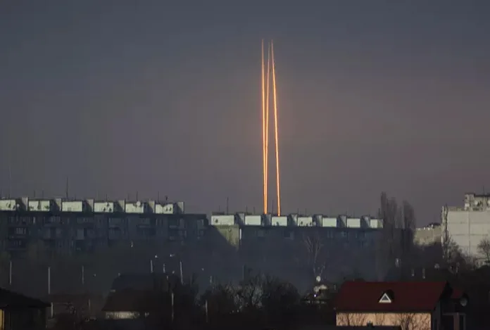 Rusya, Ukrayna’daki enerji tesislerine füze yolladı: Ölüler var