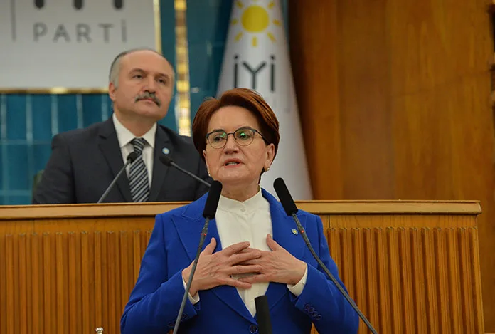 “Şirinler Köyü’nde yaşıyoruz”