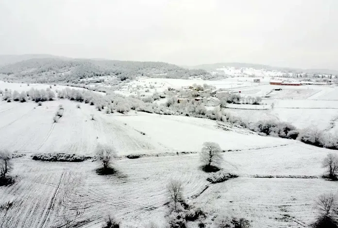 Samsun’un bazı ilçelerinde kar yağışı etkili oldu