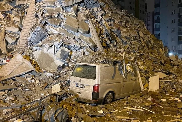 Yıkılan binalarla ilgili soruşturma başlatıldı