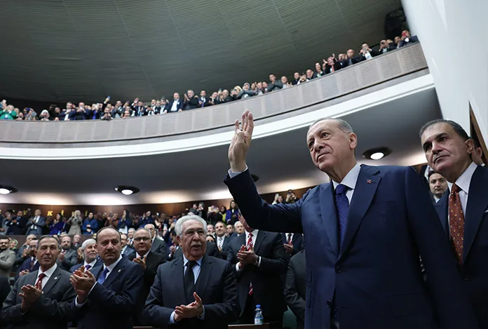 AK Parti’den açıklama: “Cumhurbaşkanımızın adaylığı tartışma konusu bile değil”