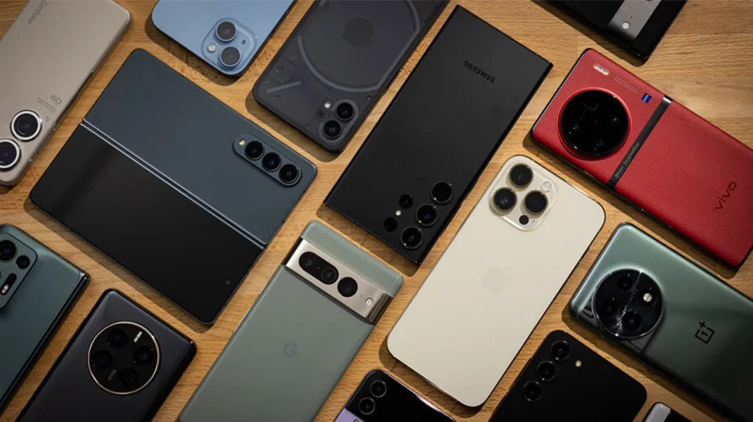 Öğrencilere vergisiz satılacak telefon modellerini iktidara yakın gazeteci duyurdu