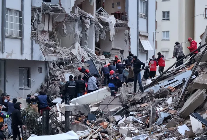 NATO, Kahramanmaraş’taki deprem için desteklerini seferber ediyor