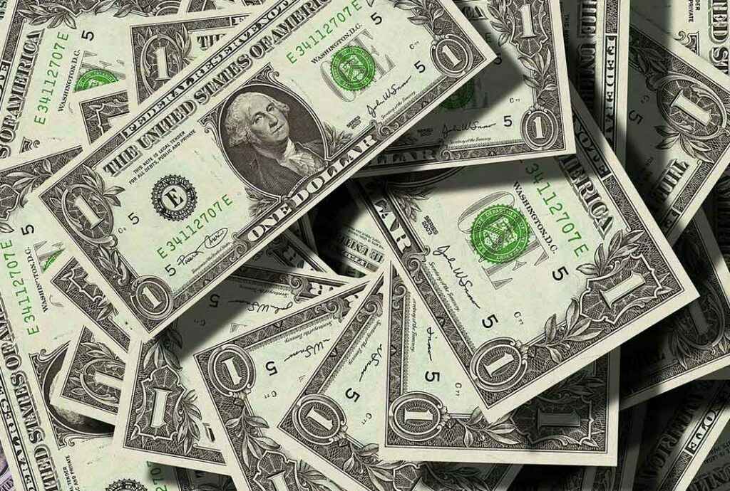 Piyasalarda FED tedirginliği: Dolar zirvesini yeniledi