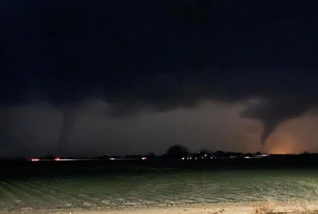 ABD’de hortum bakımevini yıktı