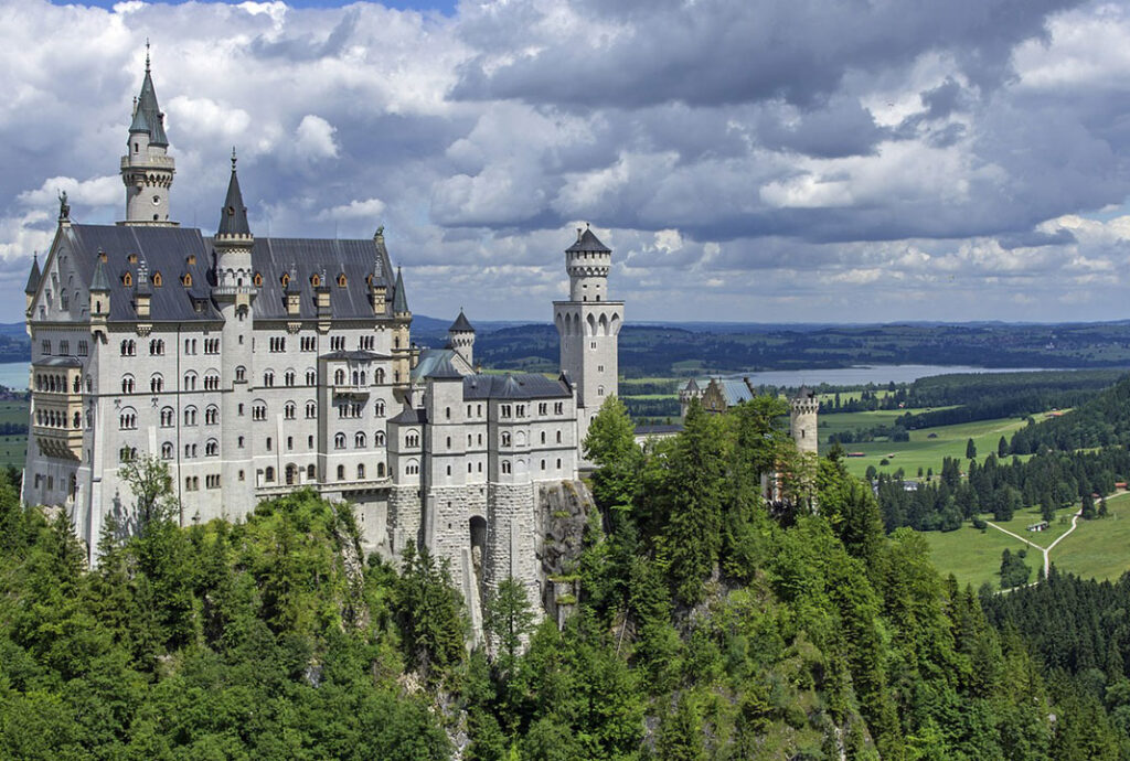 Covid-19’a bağlı 2 günlük can kaybı bine dayandı