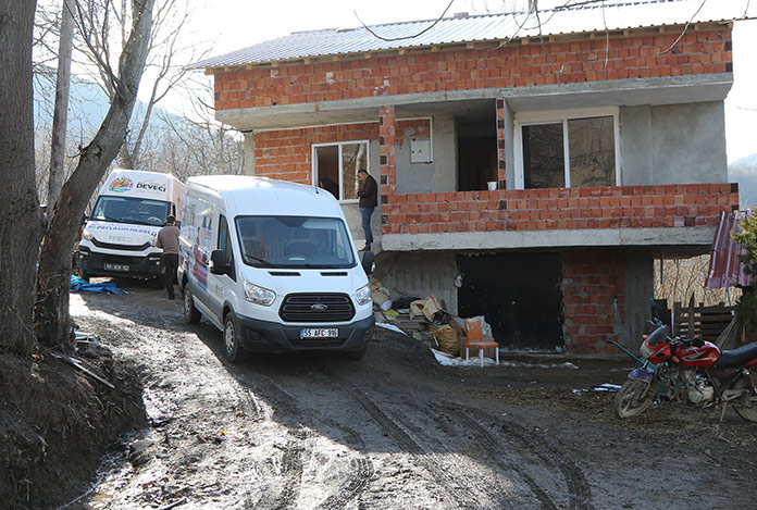 Atakum Belediyesi’nden yangınzede aileye destek