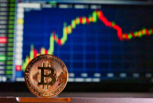 Binance’a kara para iddiası