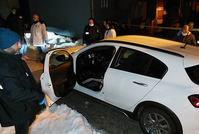 Otomobilde kanlı infaz!
