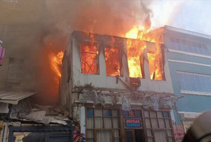 İtfaiyenin beceriksizliği Çukur’un kahvehanesini kül etti