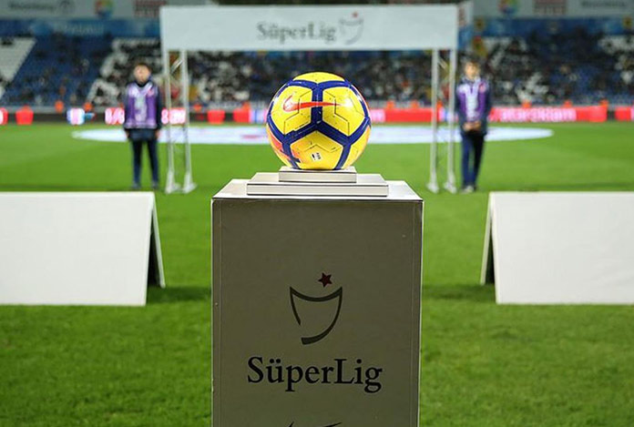 Süper Lig’e teknik direktör dayanmıyor