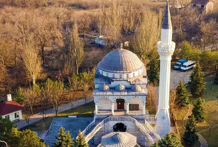 Rusya Türklerin olduğu camiyi bombaladı