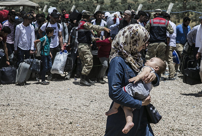 Hatay gidiyor: Doğan 4 çocuktan 3’ü Suriyeli