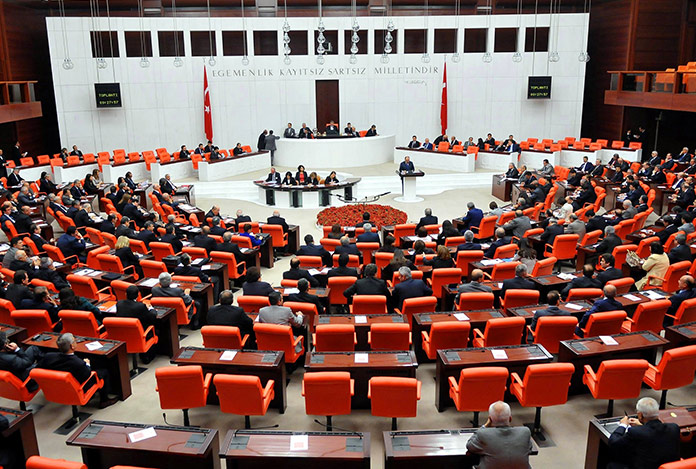 CHP’den seçim kanunu değişikliğine itiraz