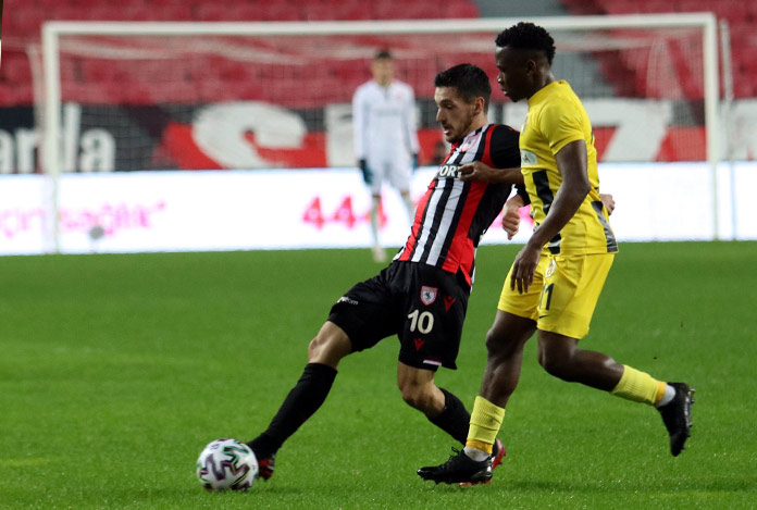 Samsunspor, Menemenspor’u ilk kez yenmek istiyor