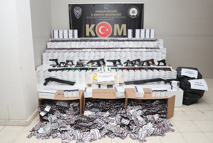 Silahlı suç örgütüne darbe: 40 gözaltı