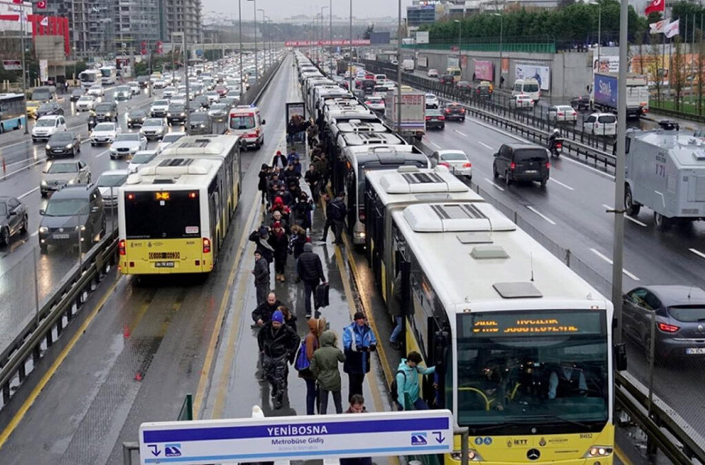 İstanbul’da öğrenci kartı tartışması