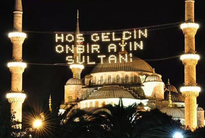 On bir ayın sultanı geldi: İlk sahura kalkılacak