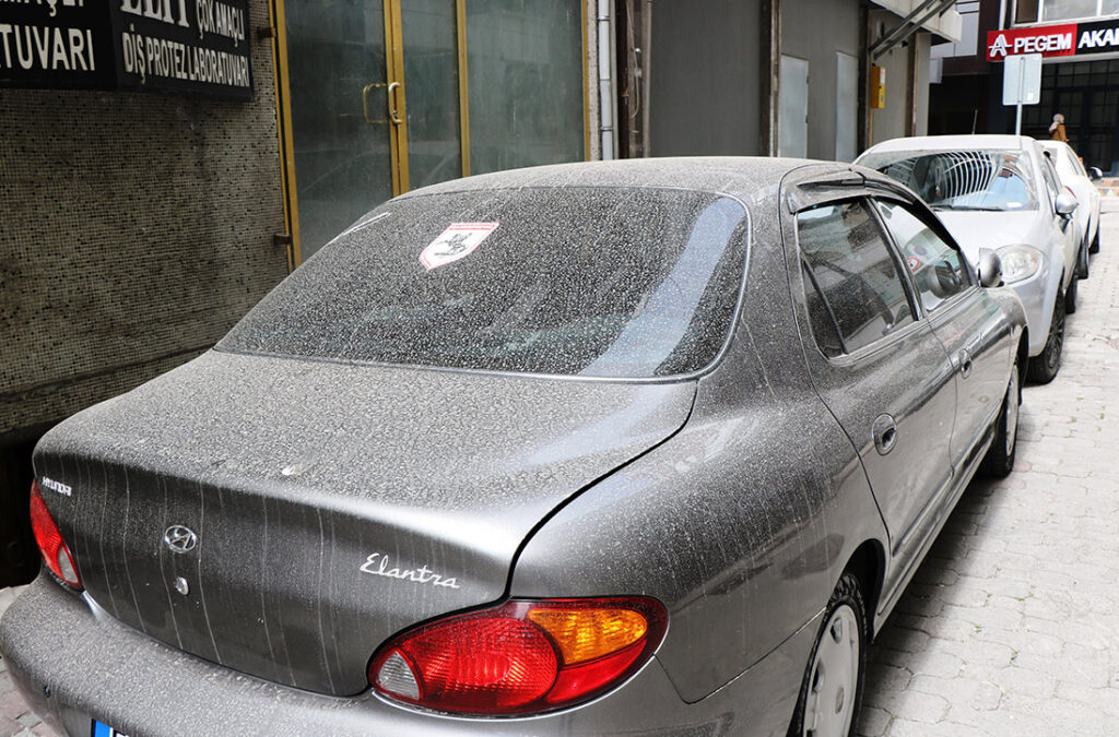 Samsun’a çamur yağdı