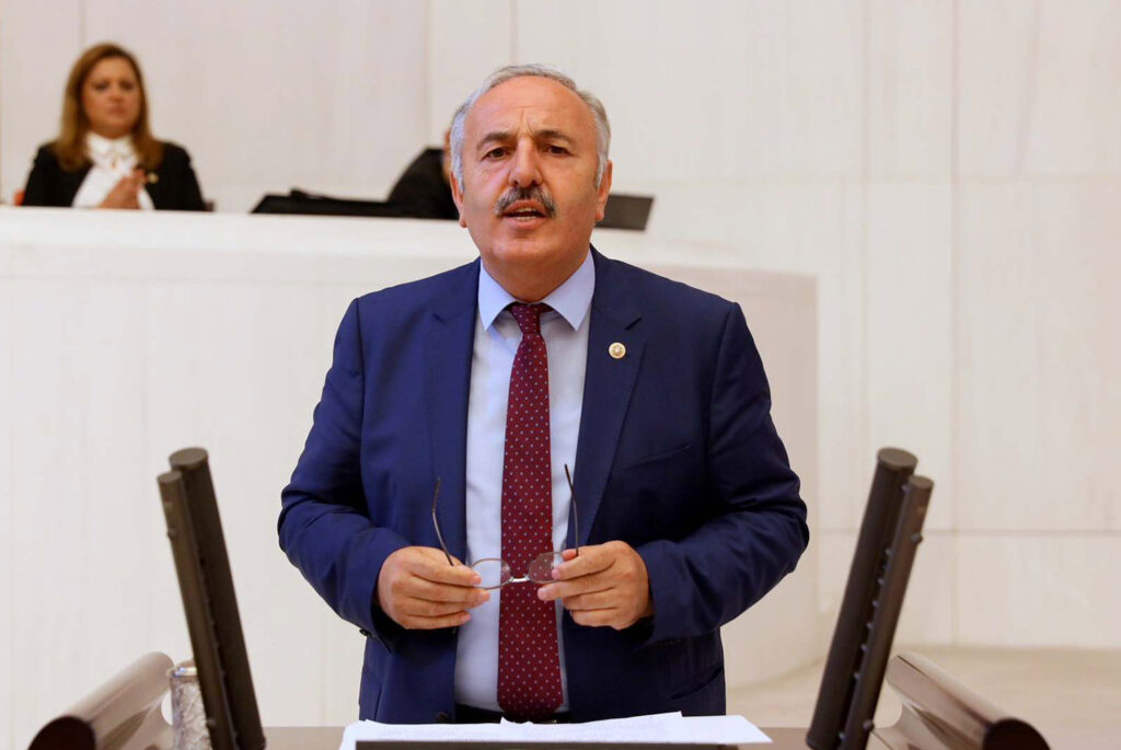 Yaşar’dan bütçe açığı tepkisi: “45 milyar doları Suriyelilere harcadılar”