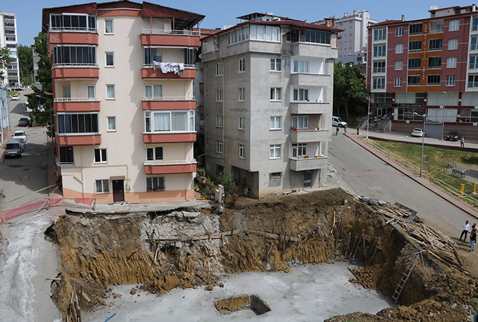 Samsun’da panik: 2 bina boşaltıldı