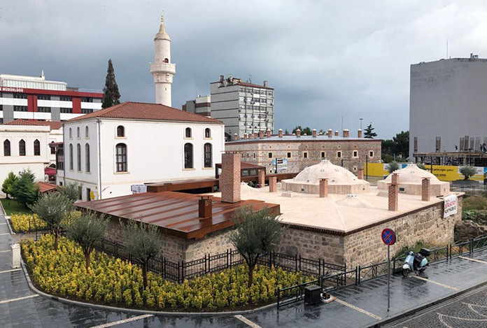 64 eser ayağa kaldırıldı