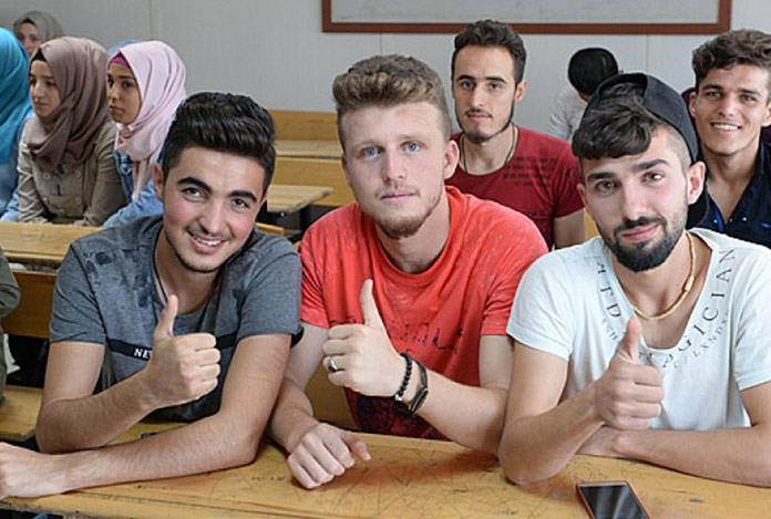 MEB’den Suriyelilere 4.6 milyon liralık gençlik festivali!