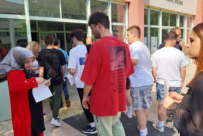 Barajsız YKS başladı