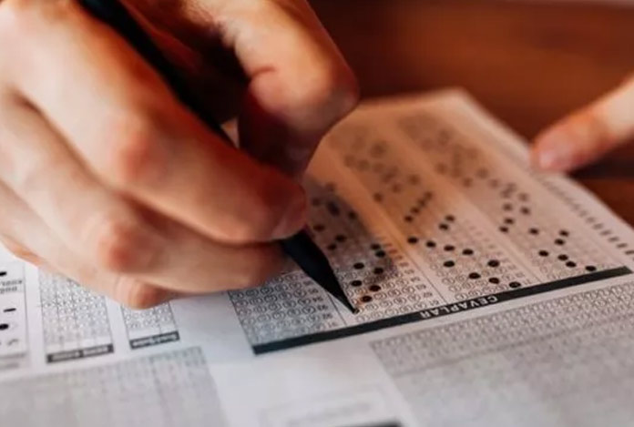 TYT’de ilginç sorular: Ayşe ve Cansu kafaları karıştırdı