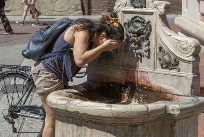 Avrupa kavruluyor: Sıcak hava dalgasında binin üzerinde can kaybı