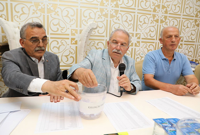 İlkadım’da yeni semt pazarı için kuralar çekildi