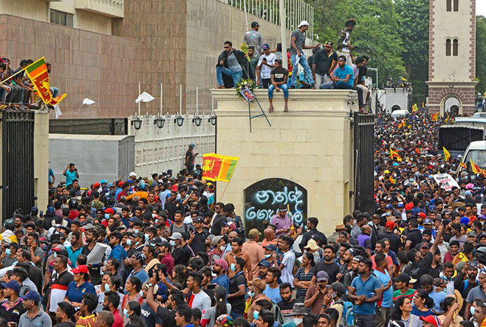 Sri Lanka’da OHAL ilan edildi