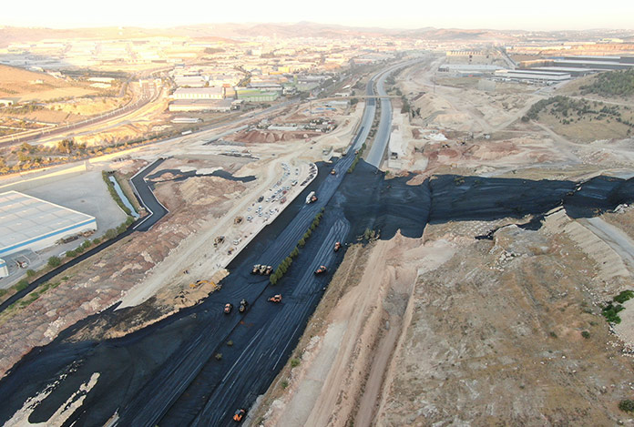 TAG otoyolu atıktan dolayı kapandı