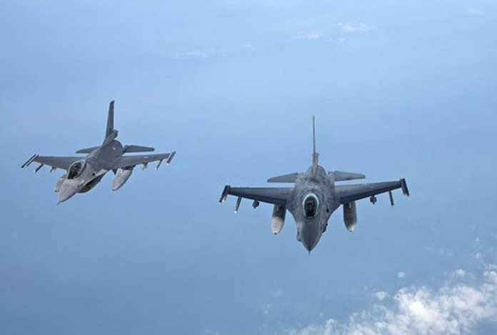 Çin, Tayvan Boğazı’na savaş uçaklarını gönderdi