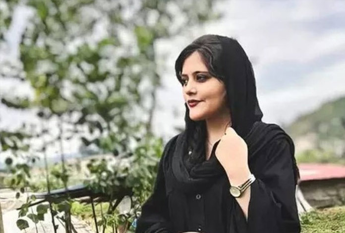 İran, Mahsa Amini’nin darp değil, çoklu organ yetmezliği nedeniyle öldüğünü iddia etti