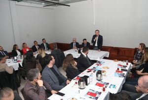 Deveci’den çağrı: “Bu şehre sahip çıkalım”