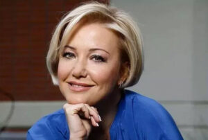 Berna Laçin evine gelen 33 bin liralık elektrik faturasını paylaştı, takipçisiyle tartıştı