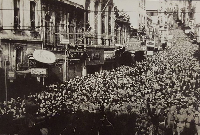 Atatürk’ün son yolculuğuna ait görülmemiş fotoğraflar